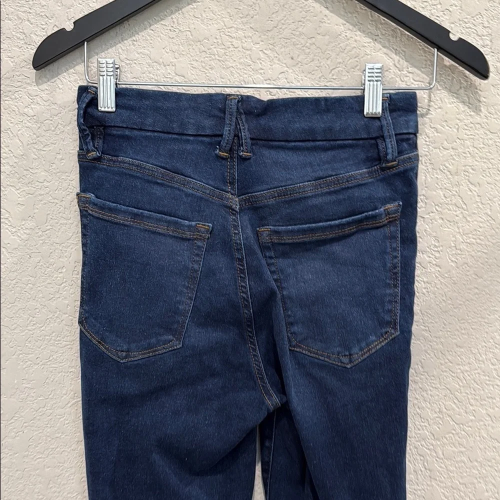 Women's Dark Blue Jeans size 26